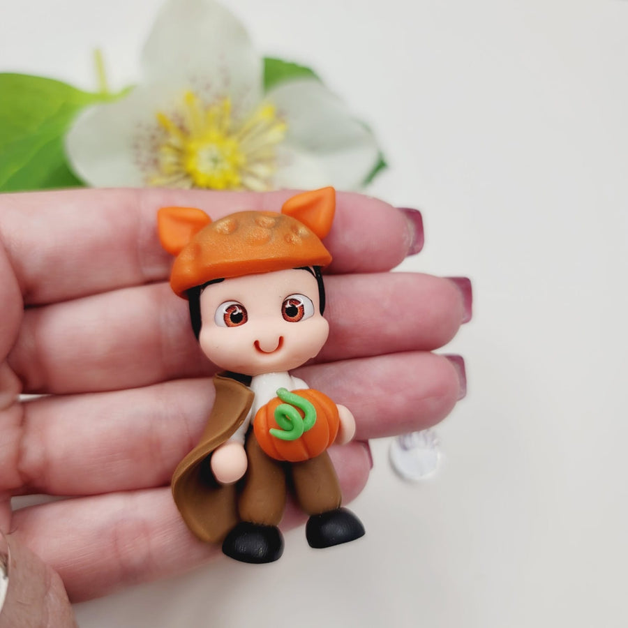 043 Aviv Clay Doll for Bow-Center, Jewelry Charms, Accessories, and More
