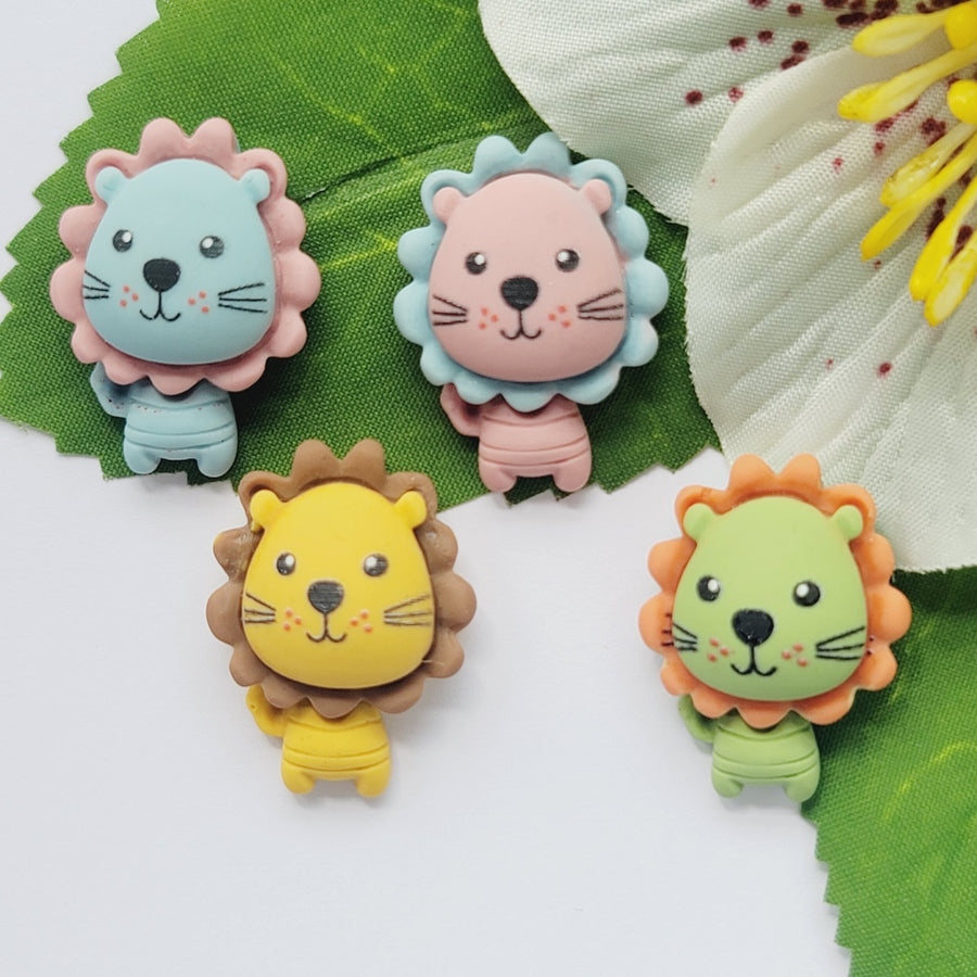 Lion Flatback Resin Cabochon - R1/R4 - Set of 4