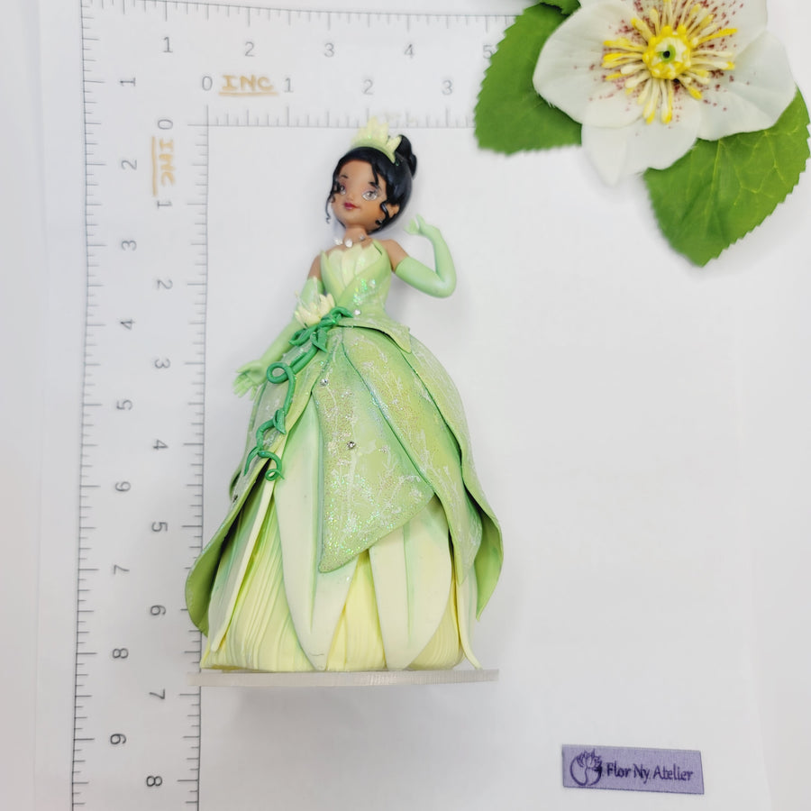 Tiana Cake Top Characters