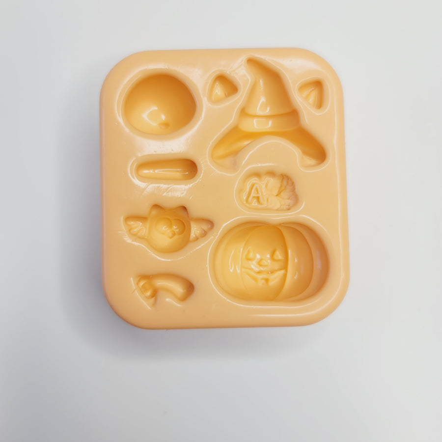 MD #35 Trick or treat silicone mold