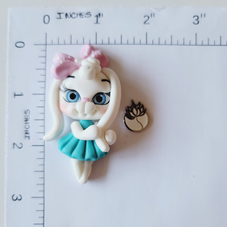 Lilica #321 Clay Doll for Bow-Center, Jewelry Charms, Accessories, and More