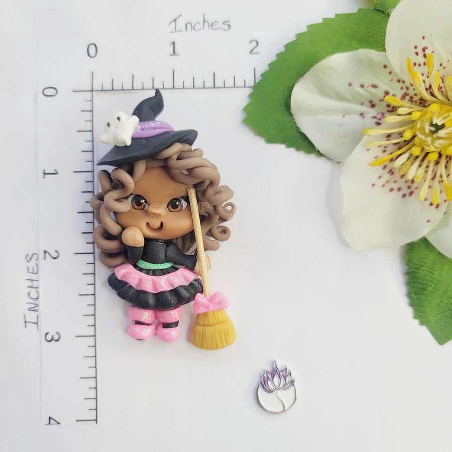590 Witch Winnie Clay Doll for Bow-Center, Jewelry Charms, Accessories, and More