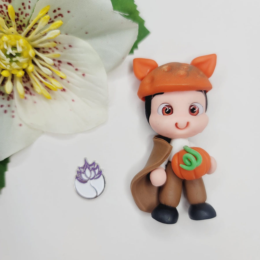 043 Aviv Clay Doll for Bow-Center, Jewelry Charms, Accessories, and More