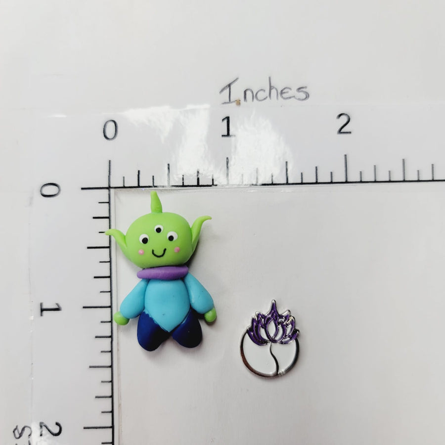 397 Mini Alien Clay Doll for Bow-Center, Jewelry Charms, Accessories, and More